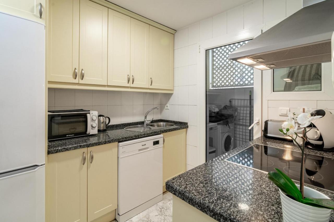 Pr45- Beach Front Apartment Puerto Banus Marbella Kültér fotó
